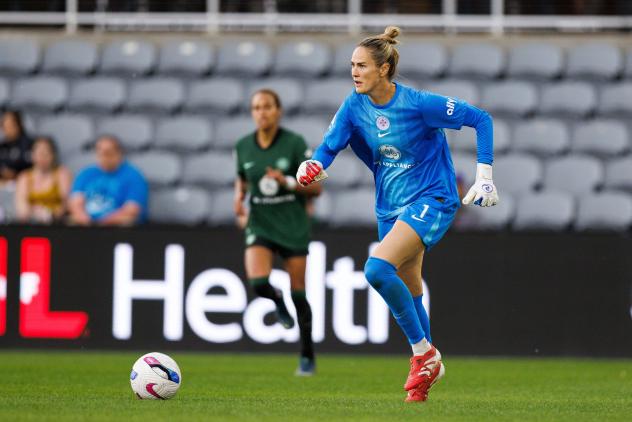 Racing Louisville FC goalkeeper Katie Lund