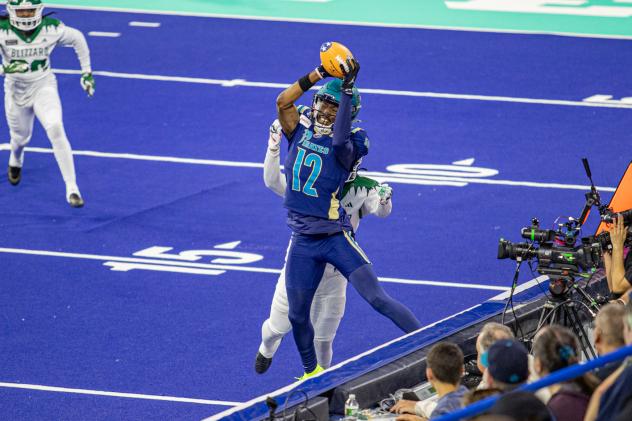 Massachusetts Pirates receiver Isaiah Coulter makes a grab