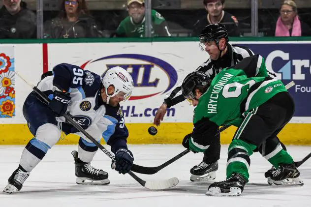 Texas Stars face off with the Milwaukee Admirals