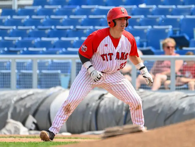 Ottawa Titans catcher Victor Cerny