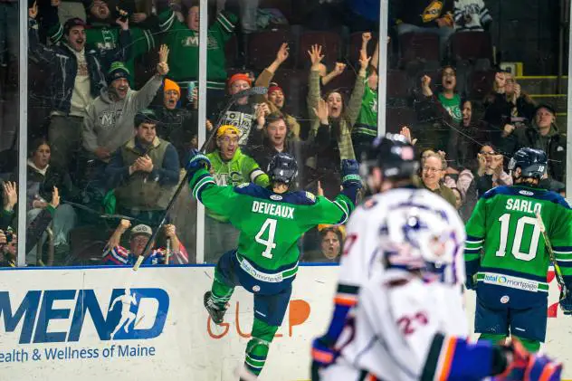Maine Mariners forward Wyllum Deveaux plays to the crowd