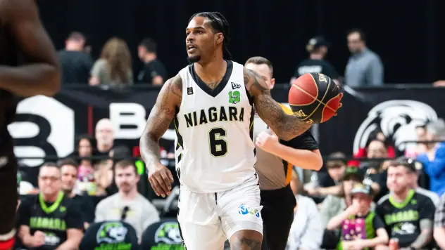 Niagara River Lions in action