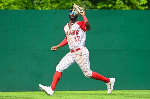 Ottawa Titans' Lamar Briggs in action