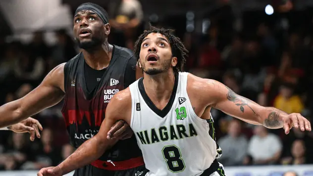 Niagara River Lions vs. the Ottawa BlackJacks