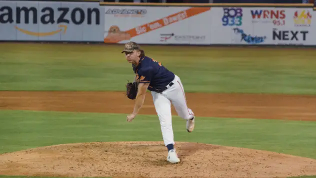 Down East Bird Dawgs pitcher Nate Lamb