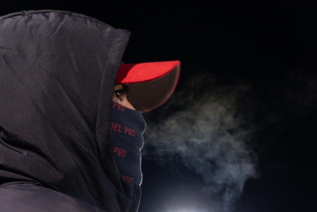 Fargo-Moorhead RedHawks try to stay warm