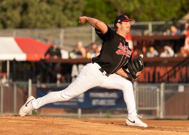 Fargo-Moorhead RedHawks pitcher Colten Davis