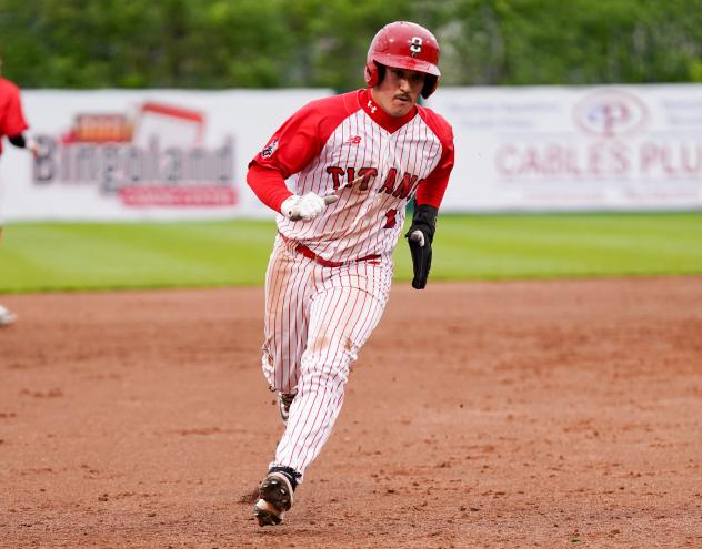 Ottawa Titans utility player Jackie Urbaez