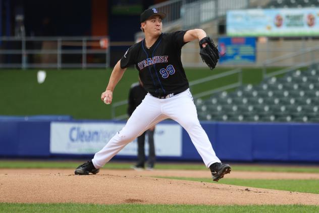Syracuse Mets pitcher Blade Tidwell