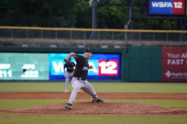 Pensacola Blue Wahoos pitcher Adam Laskey
