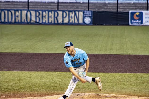 Fond du Lac Dock Spiders' Austin	Kutz on the mound