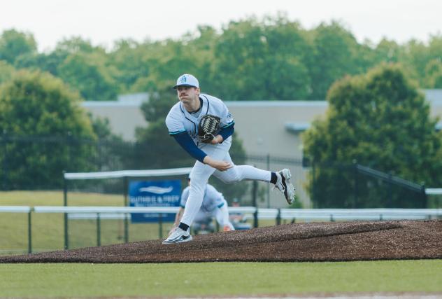 Lake Country DockHounds pitcher Luke Hansel