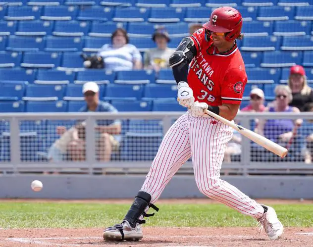 Ottawa Titans infielder Sam Abbott