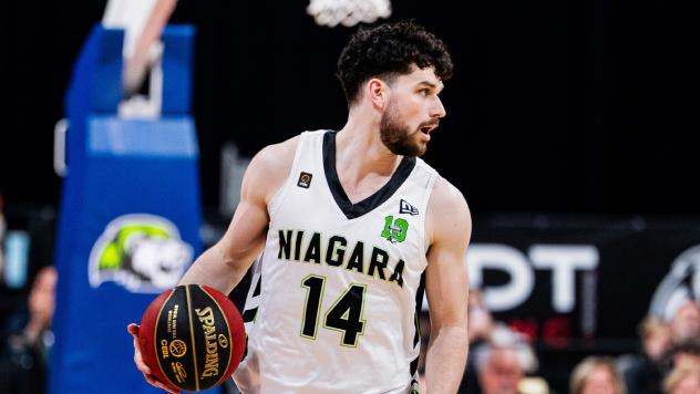 Connor Vreeken of the Niagara River Lions