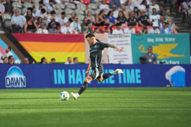 Sounders FC midfielder Albert Rusnák