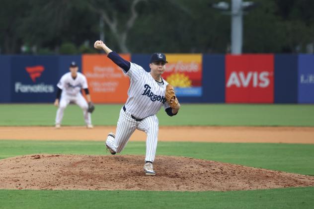 Tampa Tarpons pitcher Andrew Landry