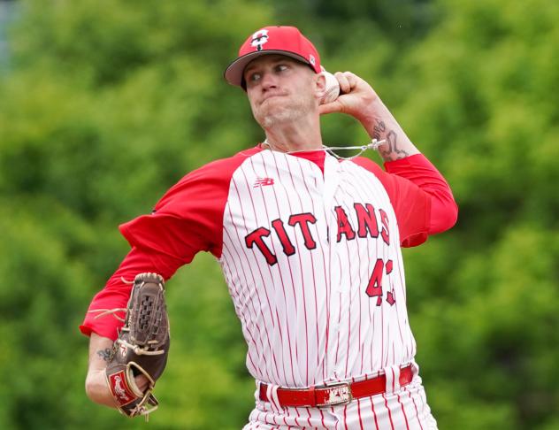 Ottawa Titans pitcher Evan Grills