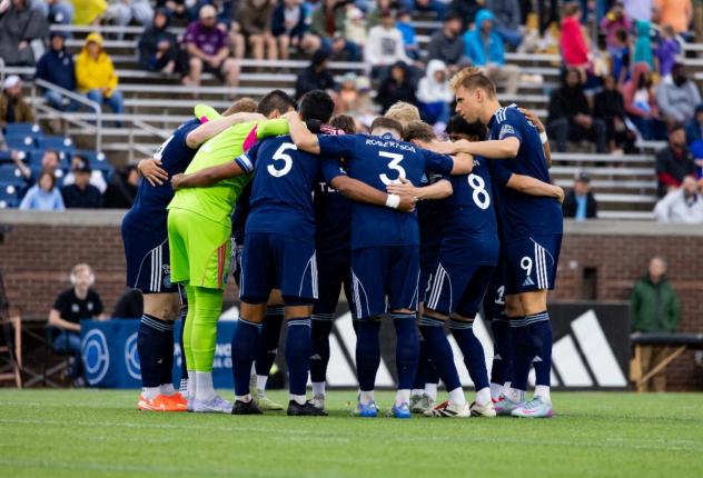 Chattanooga FC huddle