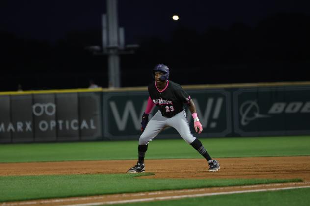 Pensacola Blue Wahoos outfielder Mark Coley II on base