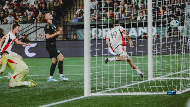 San Jose Earthquakes and Portland Timbers in action