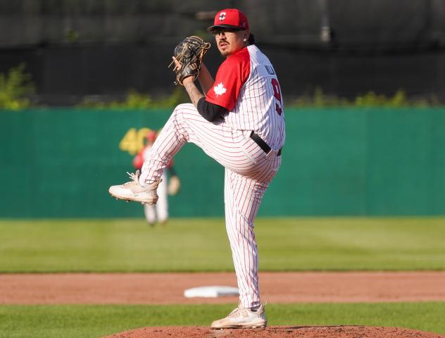 Ottawa Titans pitcher Alfredo Villa