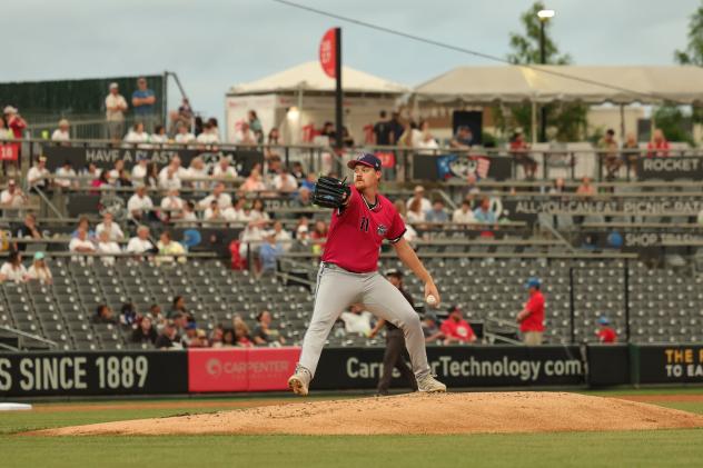 Pensacola Blue Wahoos' Dax Fulton on the mound