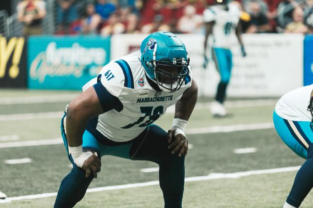 Massachusetts Pirates offensive lineman Dontae Lucas