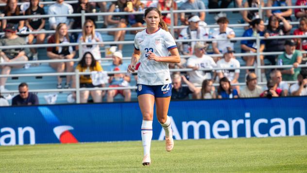 Racing Louisville forward Emma Sears