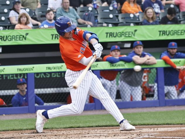 Luke Ritter of the Syracuse Mets at bat