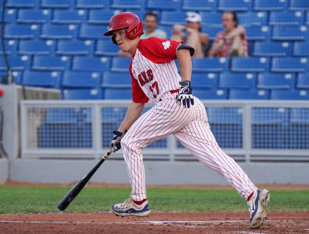 Ottawa Titans outfielder Dylan Driver