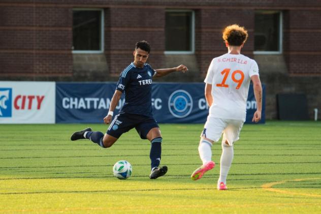Chattanooga FC with possession vs. FC Cincinnati 2