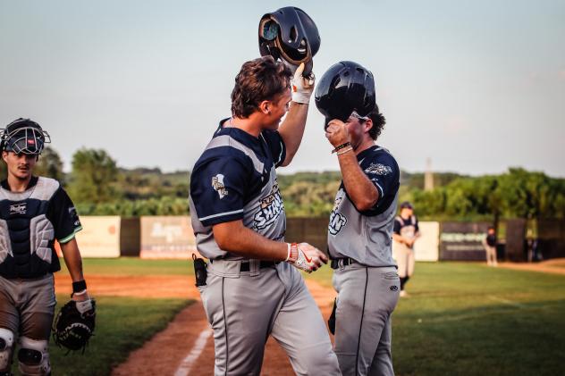 Fond du Lac Dock Spiders' TP Wentworth and Patrick Graham on game night