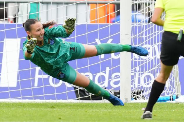 Montréal Roses goalkeeper Anna Karpenko