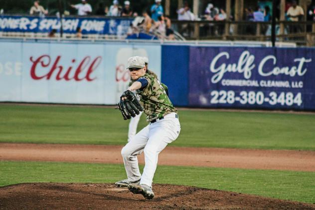 Biloxi Shuckers pitcher Tyson Hardin