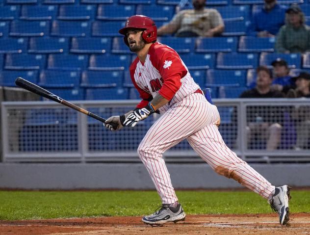 Ottawa Titans at bat