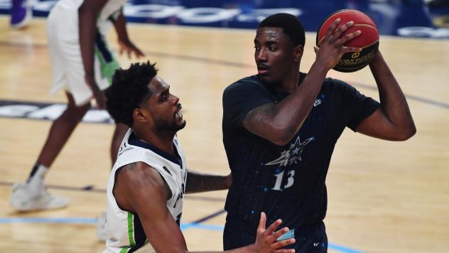 Scarborough Shooting Stars forward Kalif Young