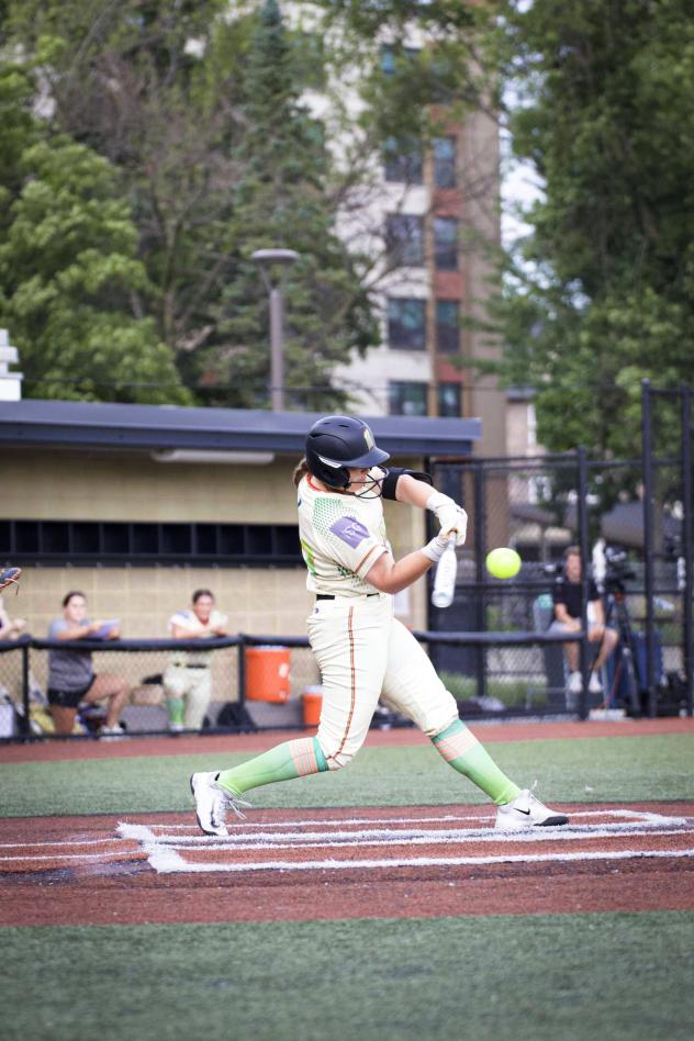 Mankato Habaneros at the plate