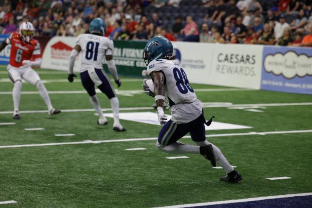 Massachusetts Pirates wide receiver Isaac Zico returns a kick