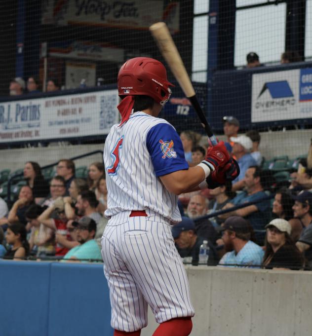 Green Bay Rockers infielder Eric Jeon