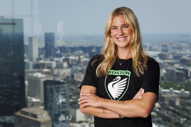 Boston Legacy FC midfielder Annie Karich