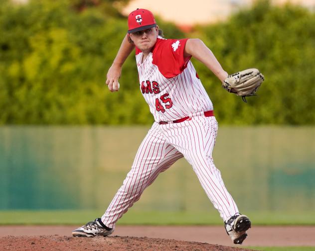 Ottawa Titans pitcher Billy Duby