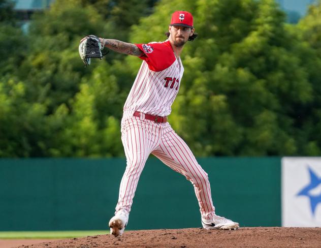 Ottawa Titans pitcher Grant Larson