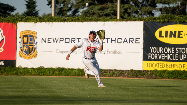 St. Cloud Rox outfielder Joshua Dykhoff