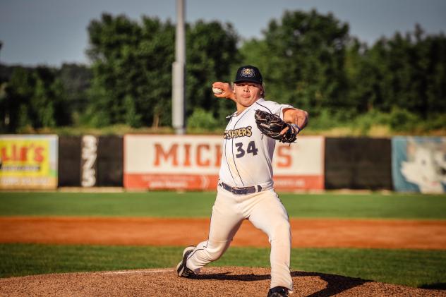 Fond du Lac Dock Spiders pitcher Noah Wech