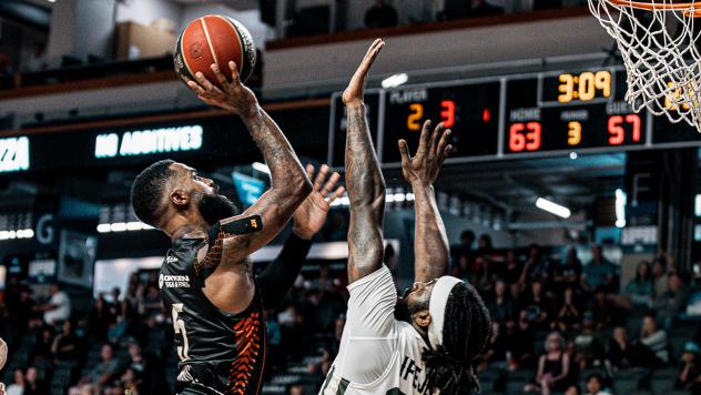 Vancouver Bandits' Corey Davis Jr. in action