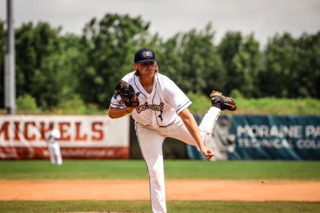 Fond du Lac Dock Spiders pitcher Garrett Workman