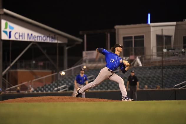 Biloxi Shuckers pitcher Zach Peek