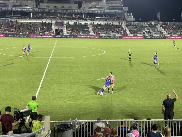 North Carolina Courage battle Chivas de Guadalajara Femenil
