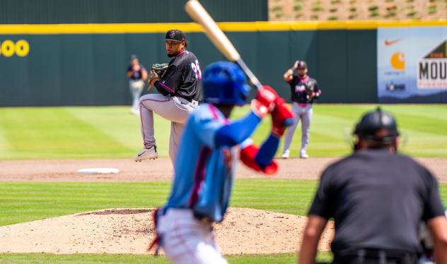 Pensacola Blue Wahoos pitcher Natanel Polanco