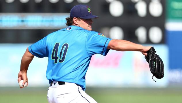 Everett AquaSox pitcher Nico Tellache